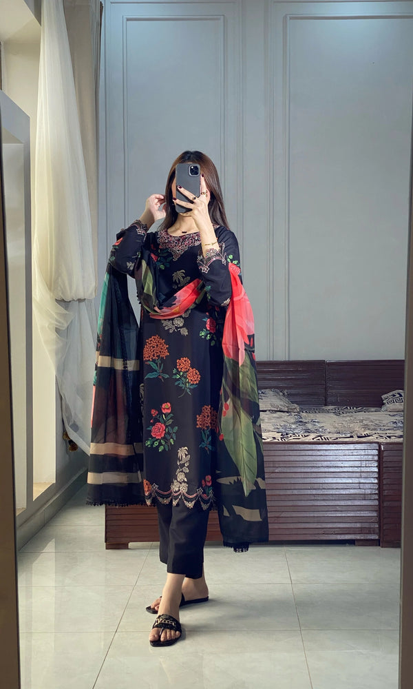 Siyahi – Black Stitched 3-Piece Embroidered Suit